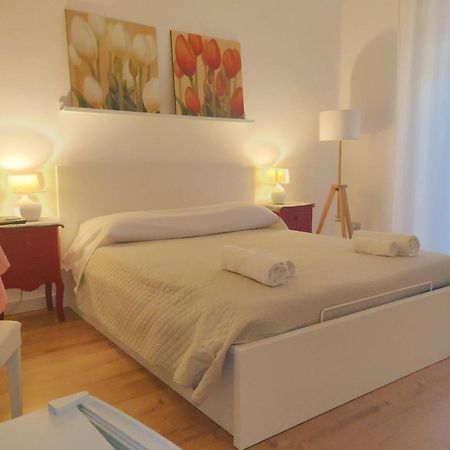 Krly Exclusive Rooms Кальярі Екстер'єр фото