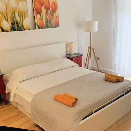 Krly Exclusive Rooms Кальярі Екстер'єр фото