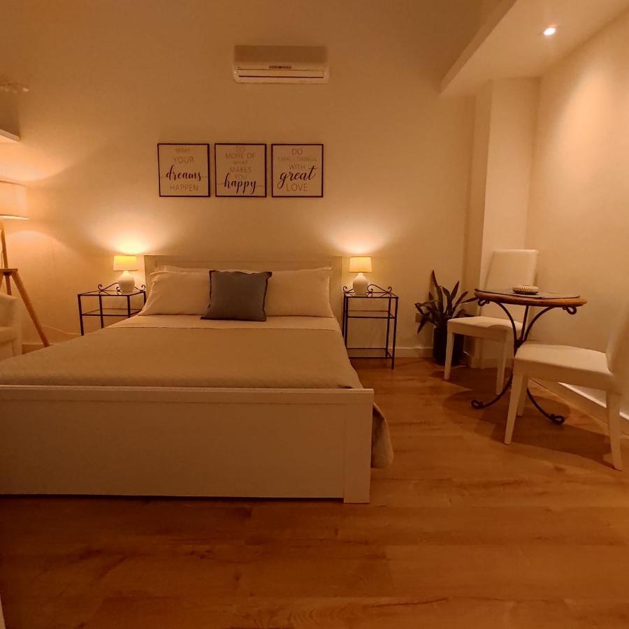 Krly Exclusive Rooms Кальярі Екстер'єр фото