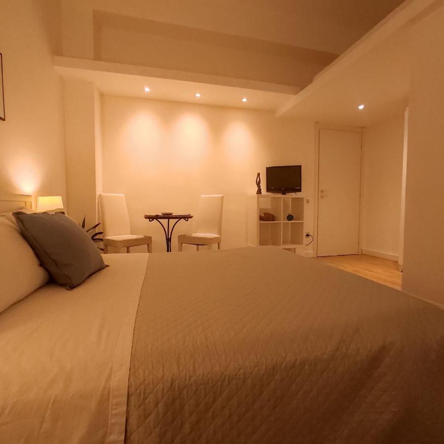 Krly Exclusive Rooms Кальярі Екстер'єр фото